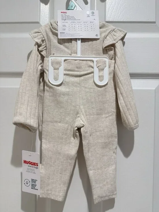Huggies Babywear 2 Piece Set Size 6 Months Cream White Organic Cotton BNWT - Picture 2 of 4